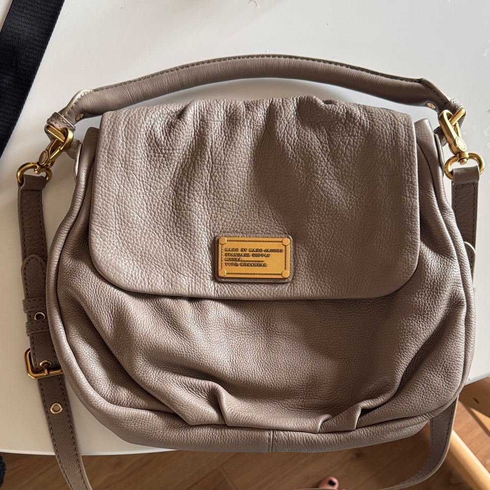 Marc Jacobs Beige Leather Shoulder Bag